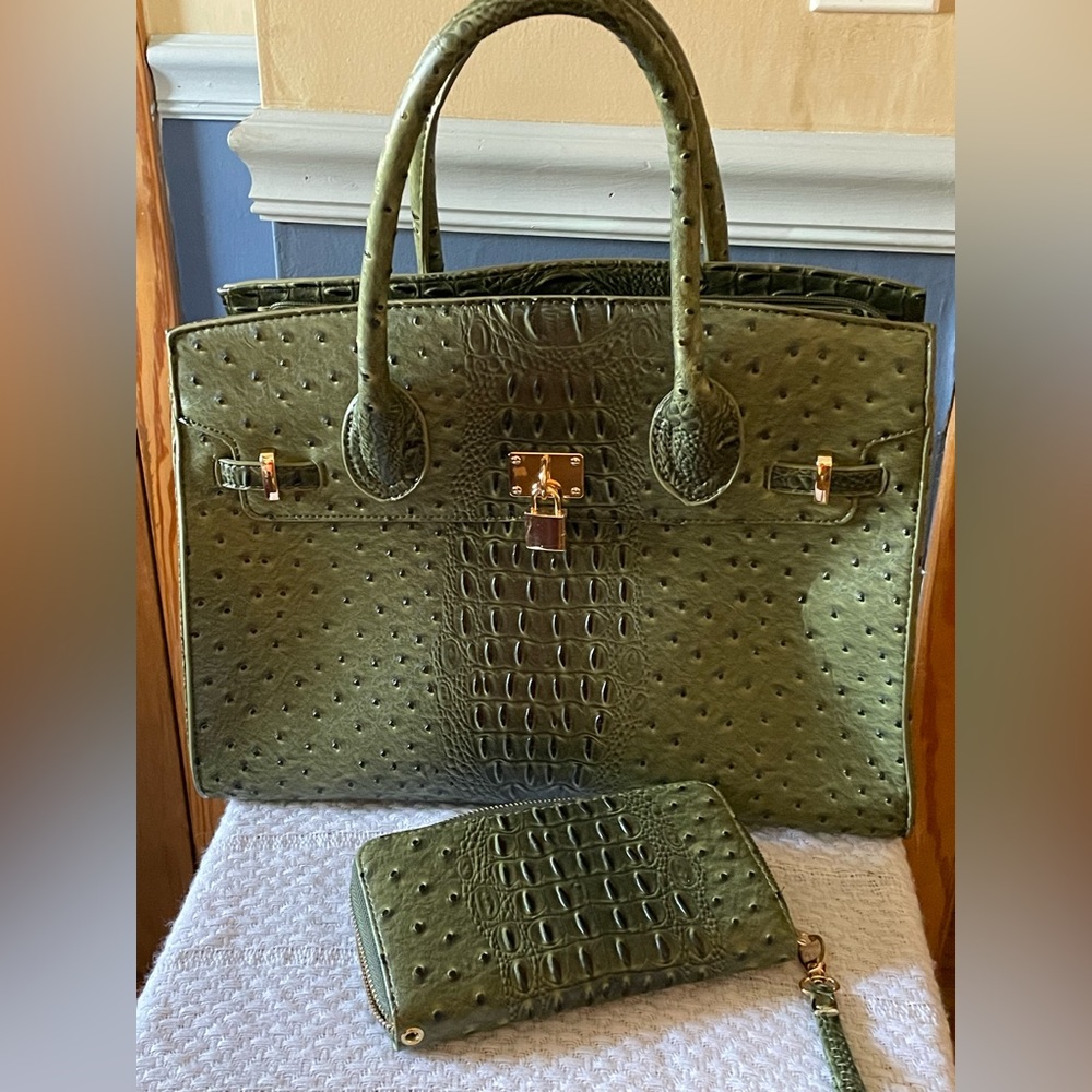 Satchel Bag Women’s Vegan Leather Crocodile-Embossed Pattern